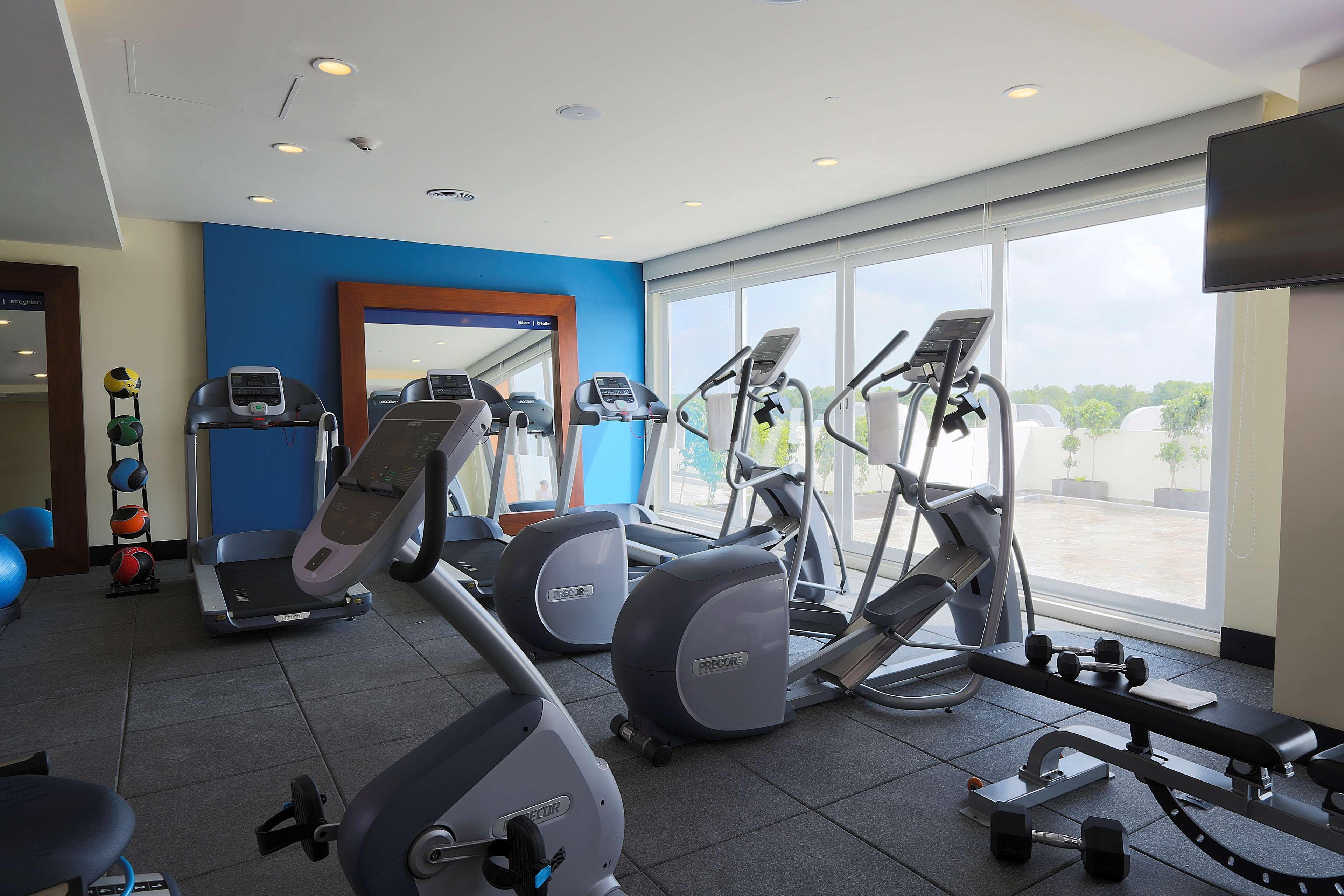 Hampton Inn & Suites By Hilton Paraiso Bagian luar foto