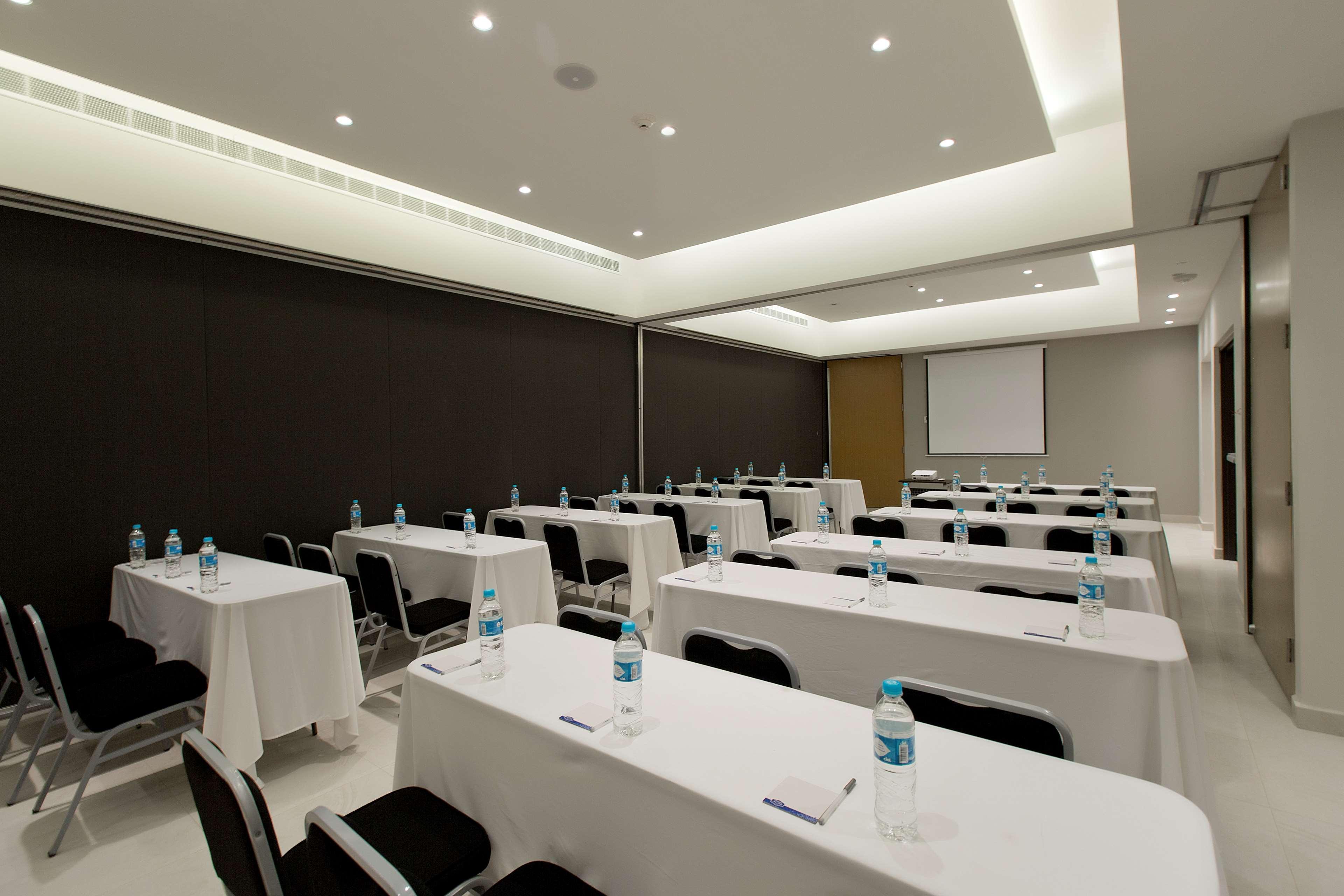 Hampton Inn & Suites By Hilton Paraiso Bagian luar foto