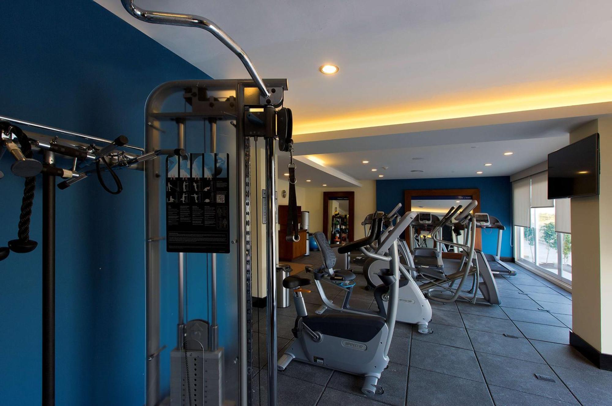 Hampton Inn & Suites By Hilton Paraiso Bagian luar foto