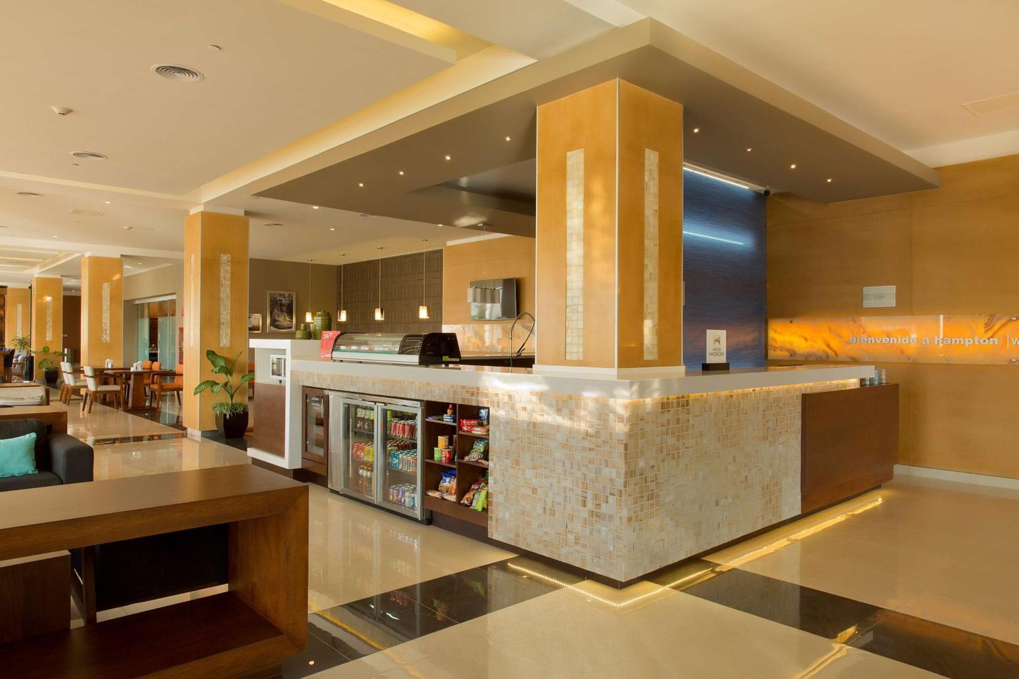Hampton Inn & Suites By Hilton Paraiso Bagian luar foto