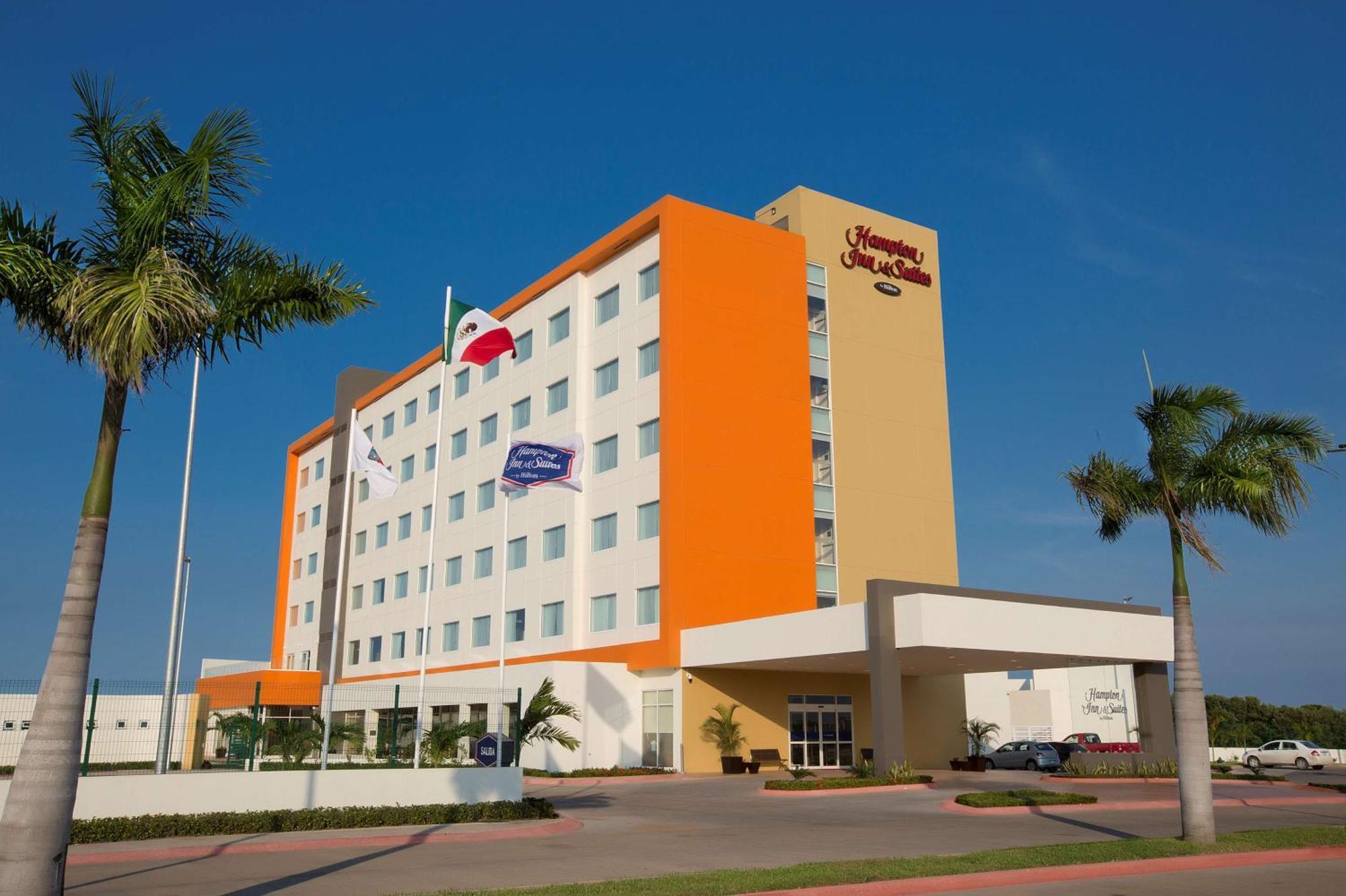 Hampton Inn & Suites By Hilton Paraiso Bagian luar foto